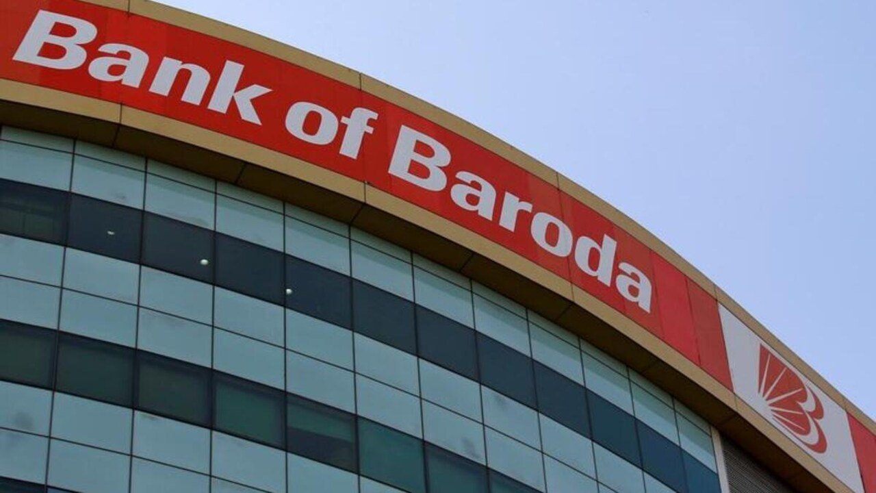 Bank of Baroda Share Price Alert: Will BoB Break ₹320 Soon? Strong Signals in 2026